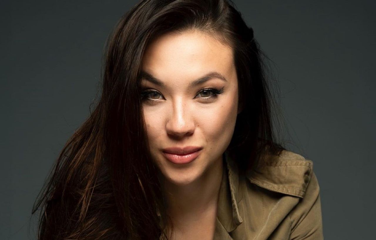 Kilkaset tysięcy na koncie i mieszkanie warte fortunę. Córka milionera ujawnia majątek