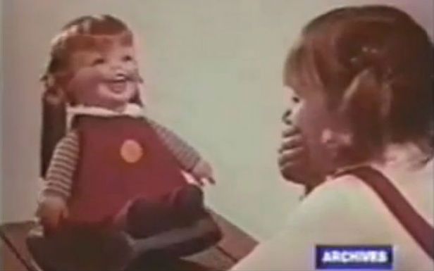 WTF dnia: to nie scena z horroru, to reklama lalek z lat 70. [wideo] 1