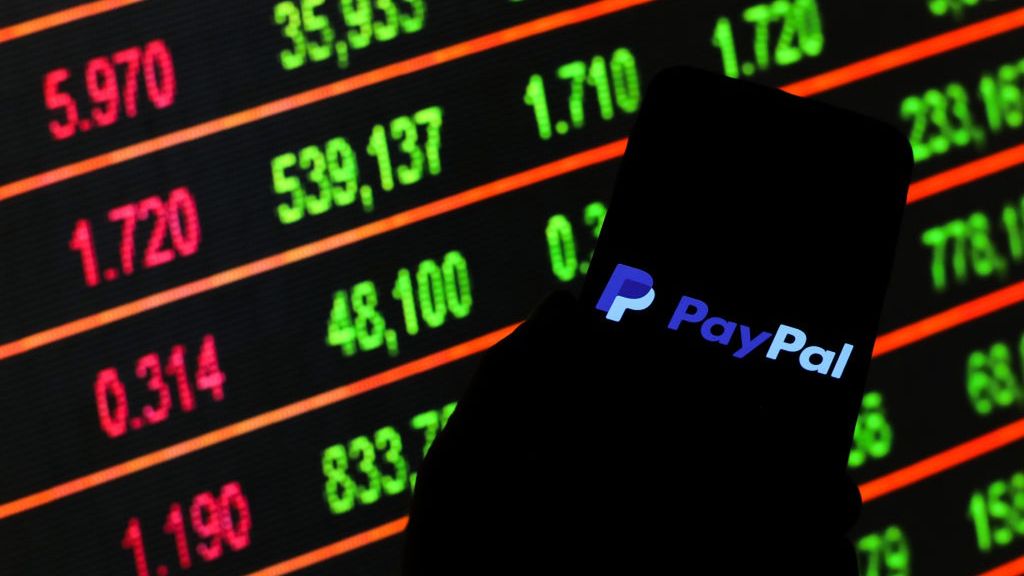 PayPal pobierze pieniądze z konta
