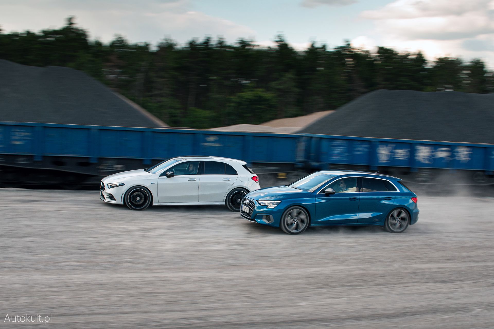 Mercedes A250e vs Audi A3 35 TDI
