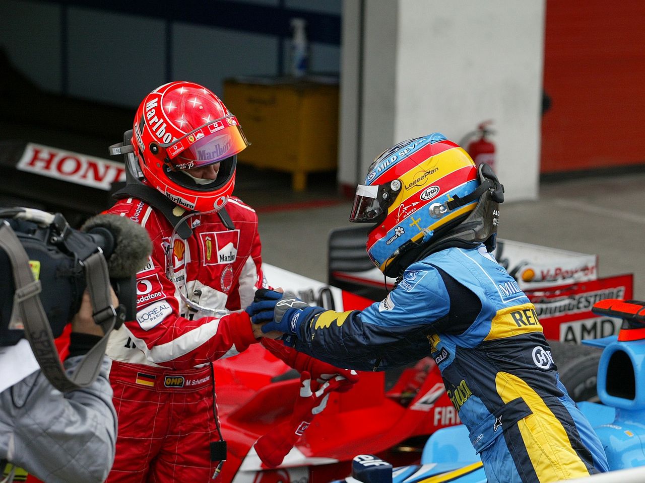 Michael Schumacher i Fernando Alonso wielokrotnie pokazali tu kawał wielkiego ścigania (Fot. Ferrari)