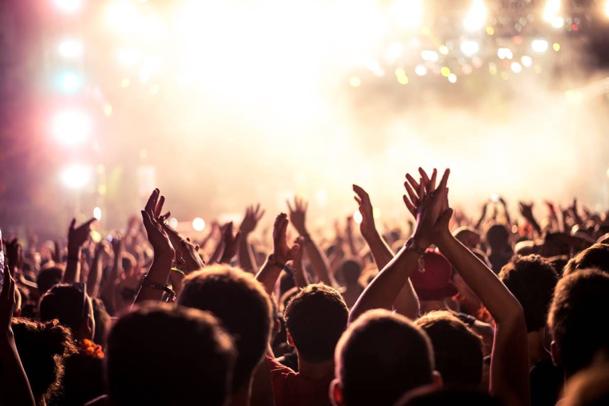 Scena w budowie! Na Łódzkich Błoniach powstaje miasteczko festiwalowe - Audioriver!