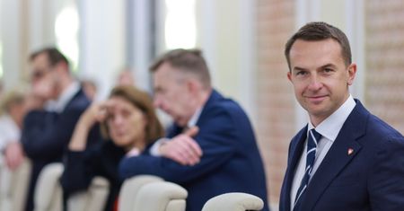 "Europa musi odrzucić naiwną wizję rzeczywistości". Ceny energii w dół?