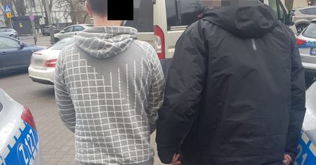 Warszawa. 37-latek zatrzymany za posiadanie i rozpowszechnianie pornografii dziecięcej