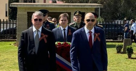 Rosyjscy doradcy wojskowi w Algierii. Jest wśród nich "generał Armagedon"