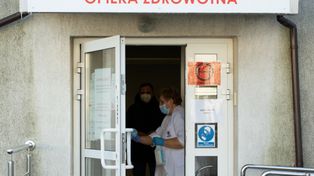 Plan NFZ bez podpisu ministra. "Plan cięć jest realizowany"