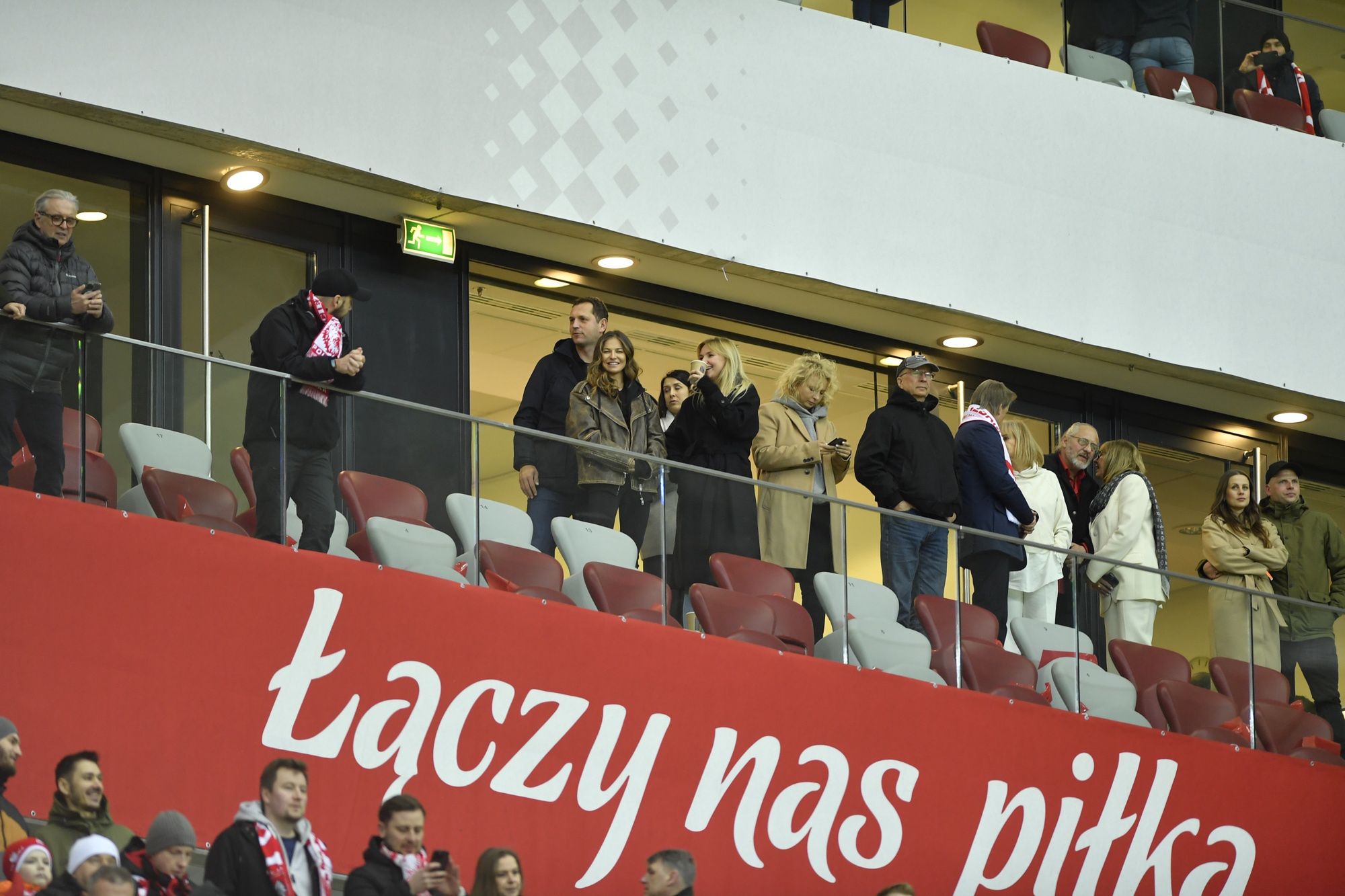 Anna Lewandowska wspiera Roberta w czasie meczu dla reprezentacji fot. AKPA