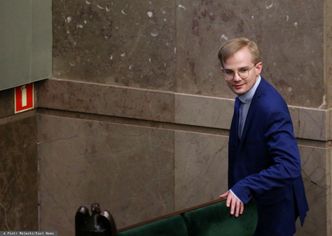 Rząd chce "jak najszybciej obudzić gospodarkę". Wiceminister Patkowski o wychodzeniu z pandemii