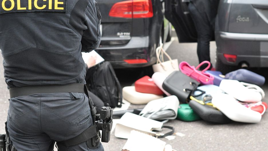 Bielsko-Biała. Tonami sprowadzali podróbki do Polski. 