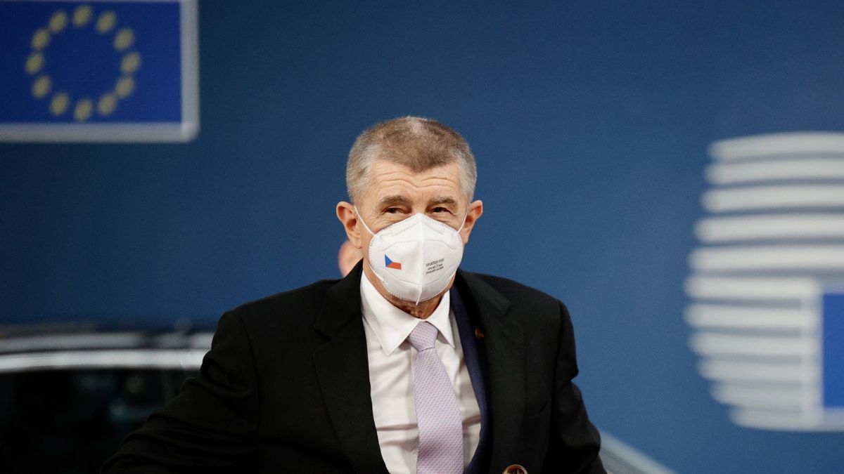 Czeski premier Andrej Babiš nie chce rozmawiać z Morawieckim o Turowie 
