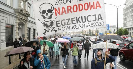 "Wiecie, że zmarła cała rodzina?". Poszedłem tropem najstraszliwszej historii antyszczepionkowców