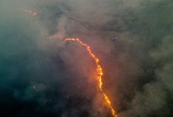 To jej mąż wsiadł na traktor. Telefony od strażaków się urywają