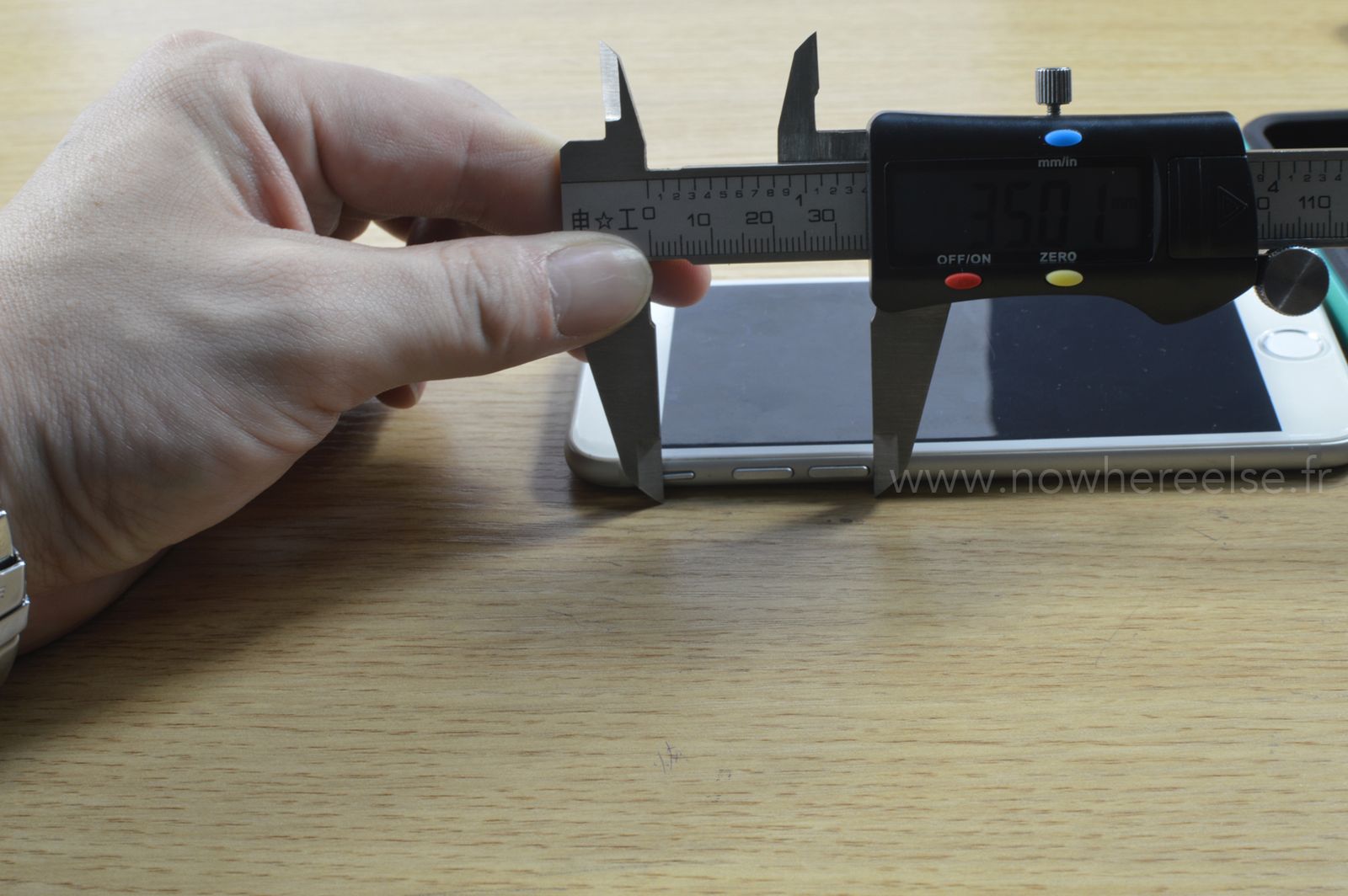 Wymiary i wygląd iPhone'a 6 ujawnione. Będzie tylko minimalnie mniejszy od LG G2? 23