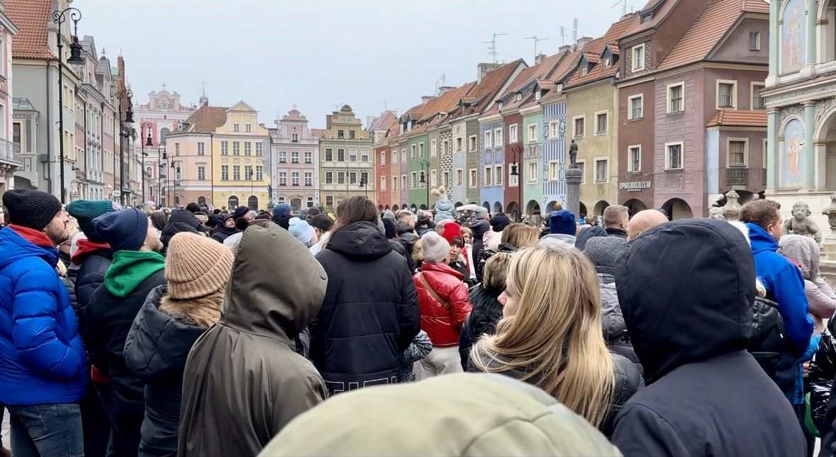 Tłumy turystów w polskim mieście. Wszyscy czekają na jedno