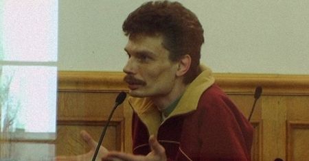 Zdrowy fizycznie pacjent wszedł do karetki i już z niej nie wyszedł. "Wstrząsające. Zamiast pomocy, nieśli śmierć"