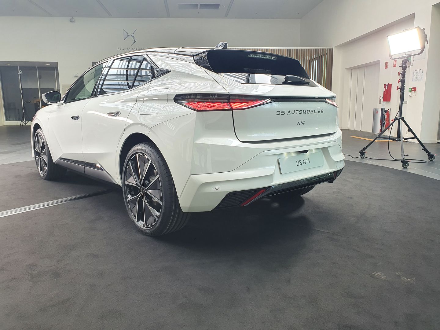 DS 4