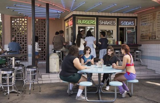 "Glow": Opowieść o wrestlerkach po raz drugi