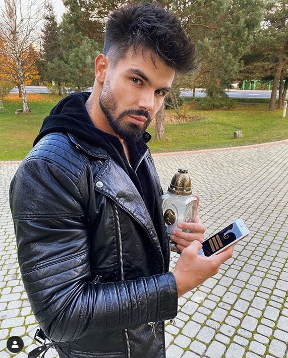 Paweł Tyburski z "Love Island"