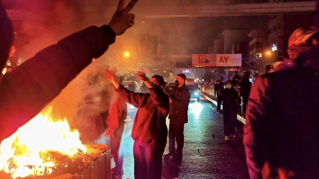 Zatrzymanemu Erfanowi Soltaniemu nie grozi kara śmierci.