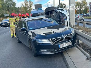 Warszawa: Kolizja na Woli. Jedno auto na boku