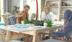 Dziecięce zabawy perkusisty i mistrzyni nurkowania reklamują VOX (wideo)