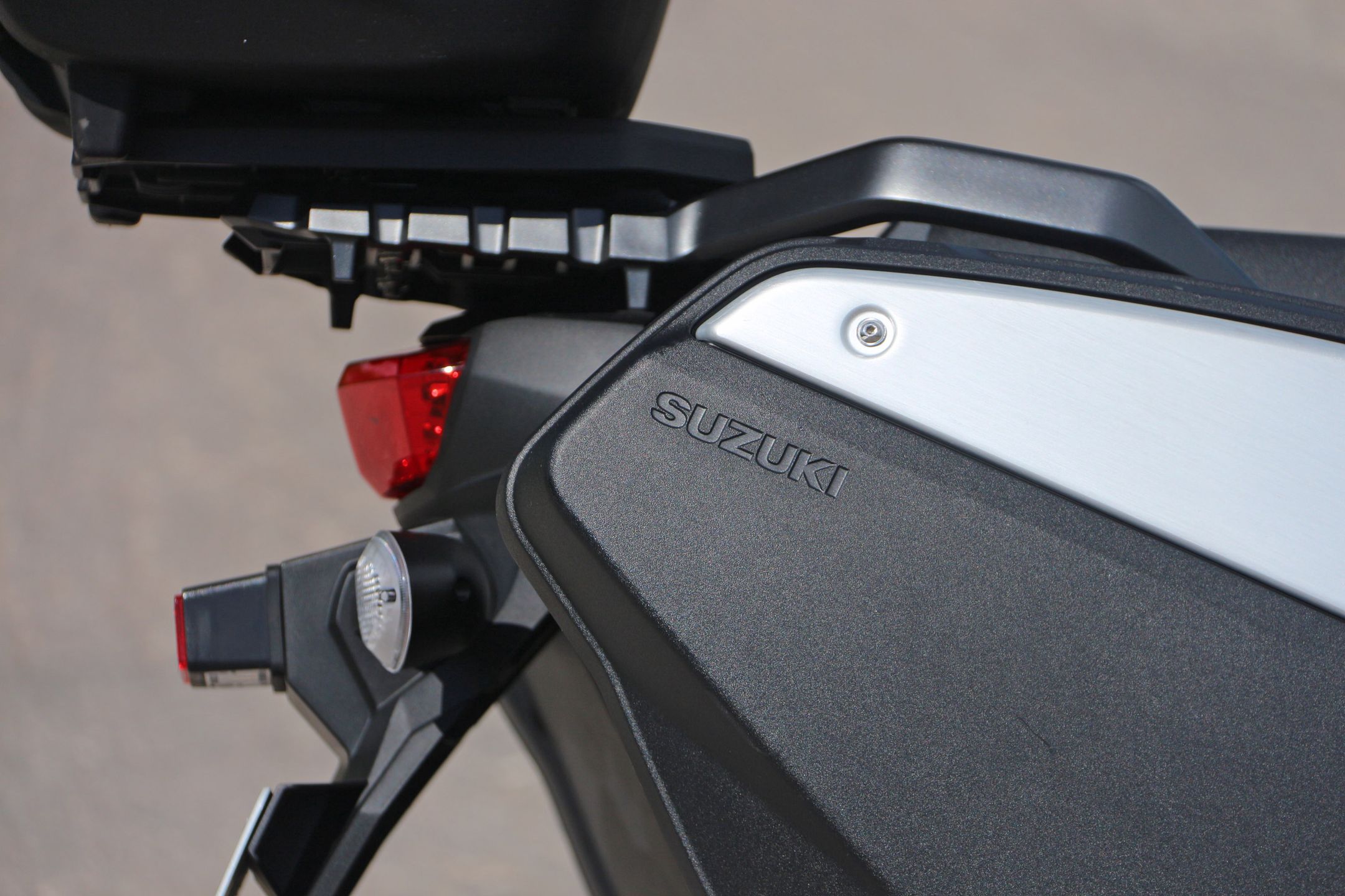 Suzuki V-Strom 650XT Travel Pack