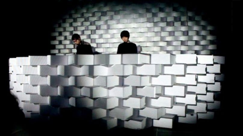 Zobaczcie, jak w ciekawy sposób można zobrazować dźwięk [wideo] 1