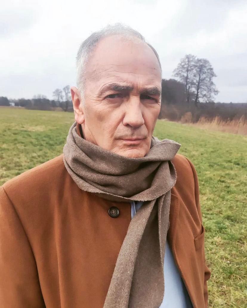 75-letni Karol Strasburger o swojej TRZYLETNIEJ CÓRCE: "Mówili, że jestem za stary na dziecko"