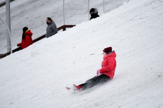 Czwarta fala się rozpędza. Co z feriami zimowymi? Padła obietnica