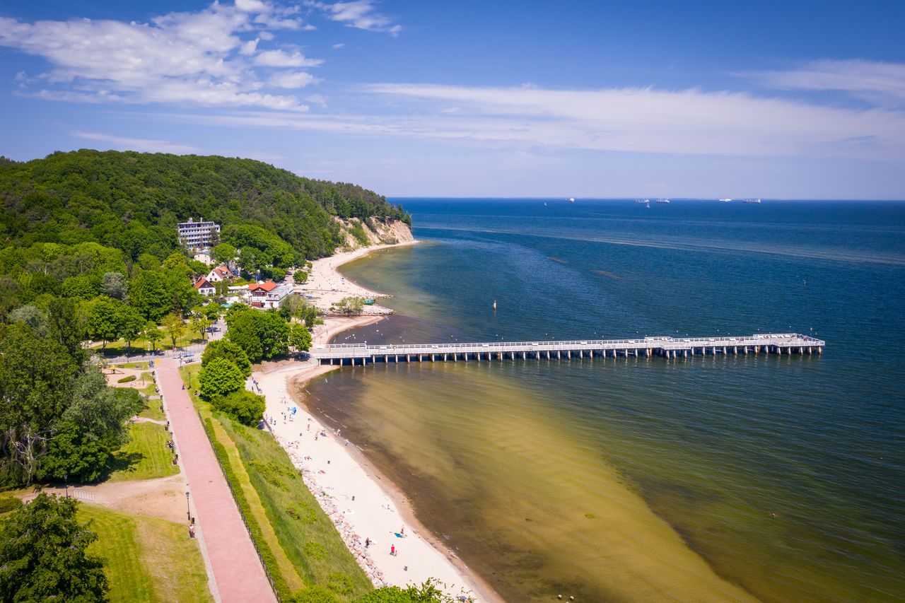 Plaża w Orłowie częściowo odbudowana. Jednak to jeszcze nie koniec prac