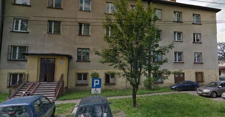 Tajemnicza śmierć w Radlinie. Sąsiedzi opowiadają o balangach i nagich kobietach