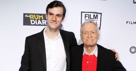 Hugh Hefner doczekał się czwórki pociech. Czym zajmują się dzieci twórcy "Playboya"? Jeden z synów TRAFIŁ DO ARESZTU