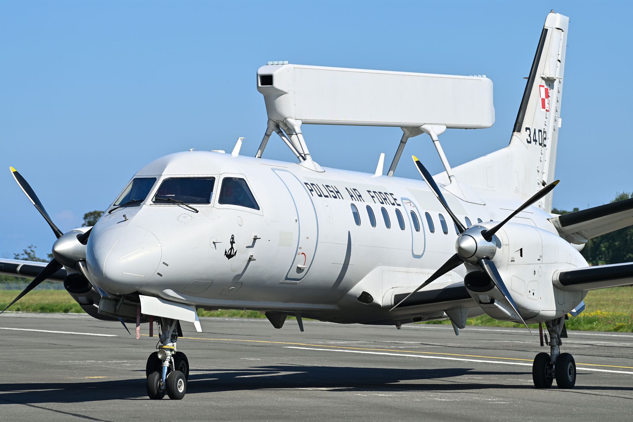 Samolot Saab 340 AEW (PAP/Andrzej Jackowski)