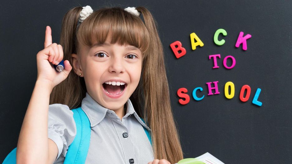 Dziewczynka w szkole