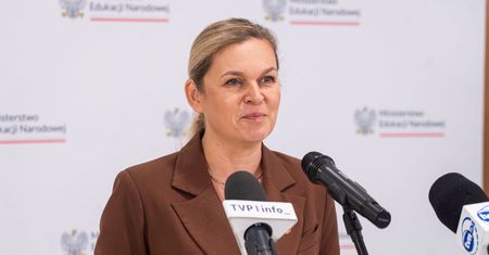 Koniec Inicjatywy Polskiej. Przekazali majątek fundacji