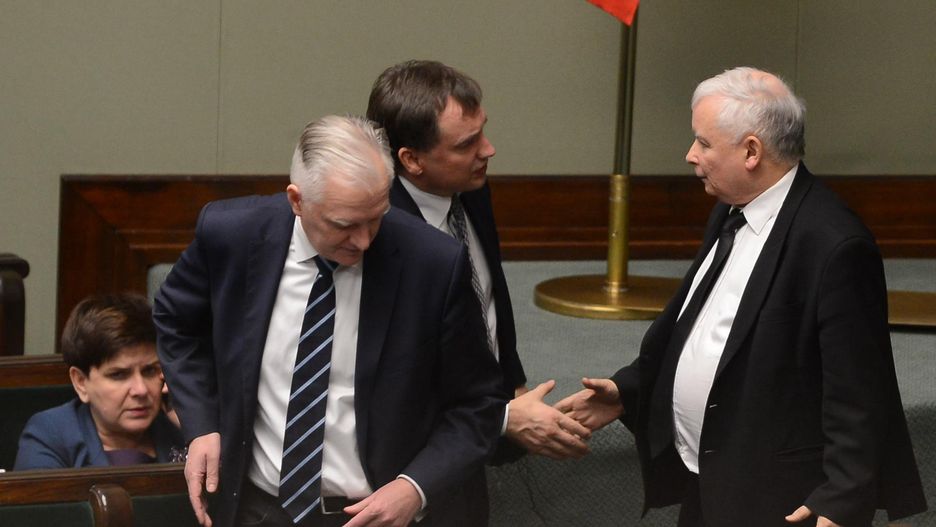 Jarosław Kaczyński, Jarosław Gowin i Zbigniew Ziobro w Sejmie.
