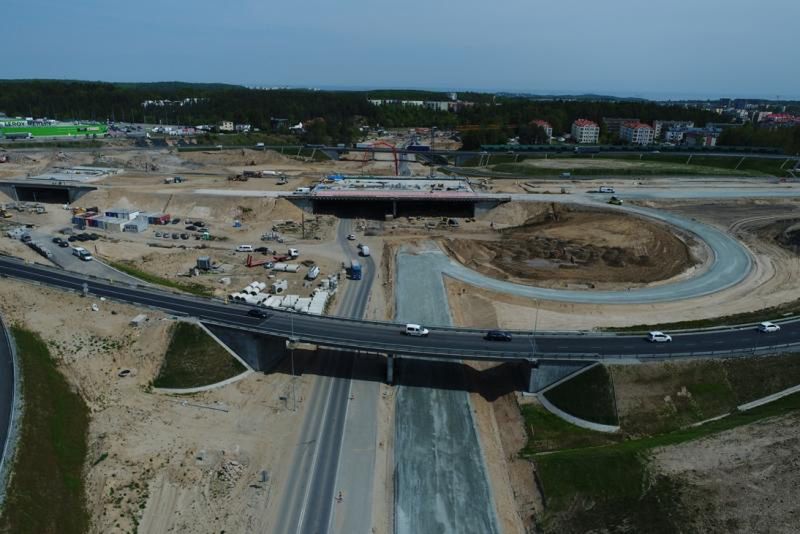 Budowa drogi ekspresowej S6 na odcinku Strzebielino - Gdynia, stan na maj 2022