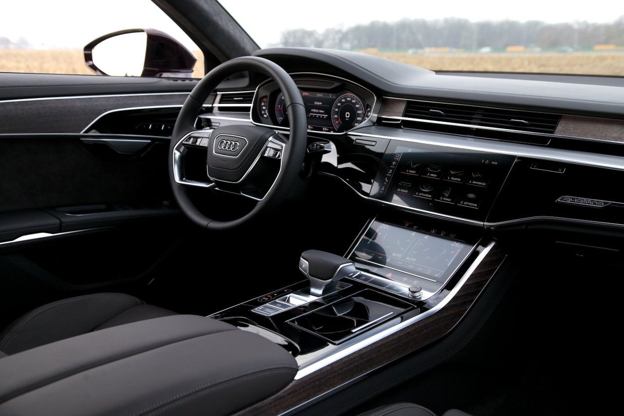 Audi A8 - wnętrze