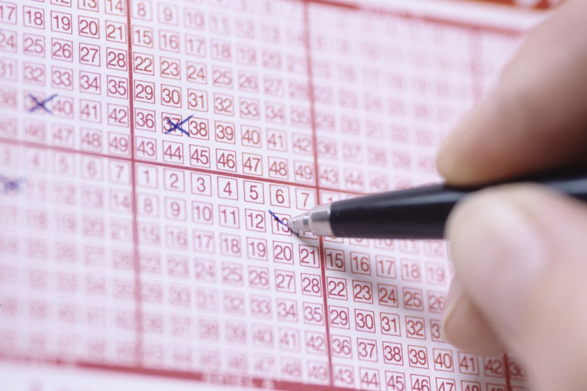 Aż 11 osób zdołało poprawnie skreślić "szóstkę" w Lotto