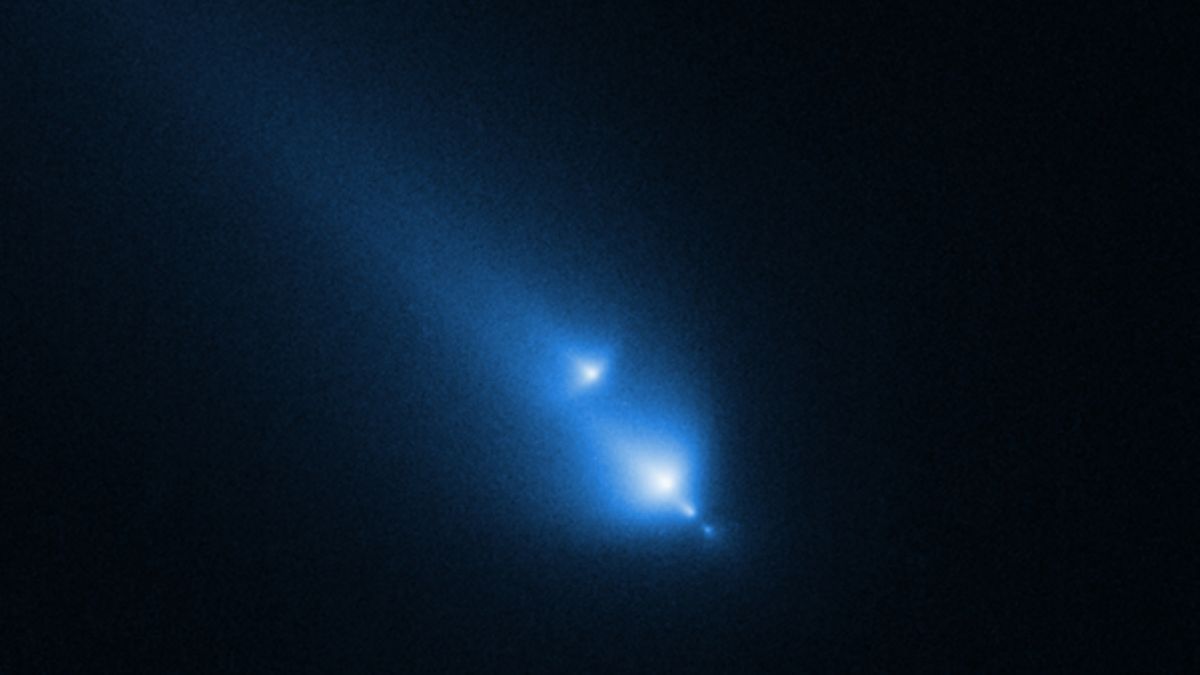 Teleskop Hubble’a sfotografował rozpad komety
