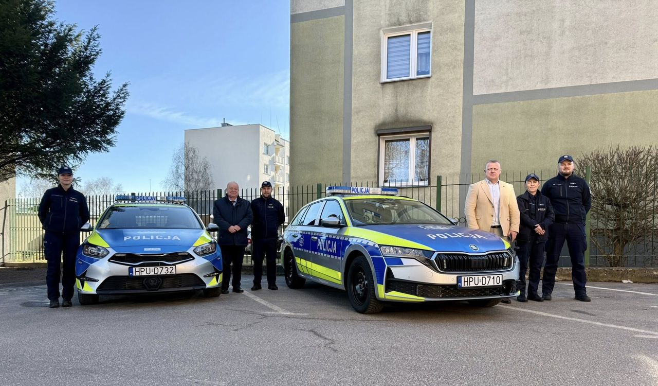 Chodzież: Policja dostała nowe radiowozy