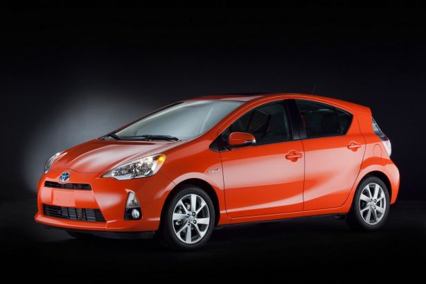 Toyota Prius C oficjalnie ujawniona [aktualizacja]