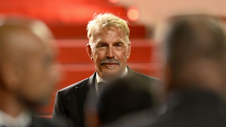 Kevin Costner na premierze "Horyzontu"