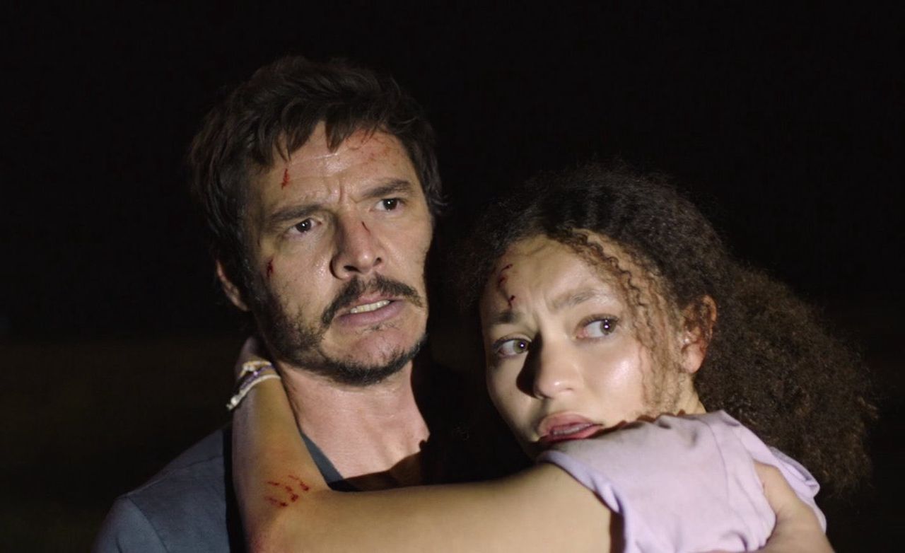 Pedro Pascal i Nico Parker w "The Last of Us"