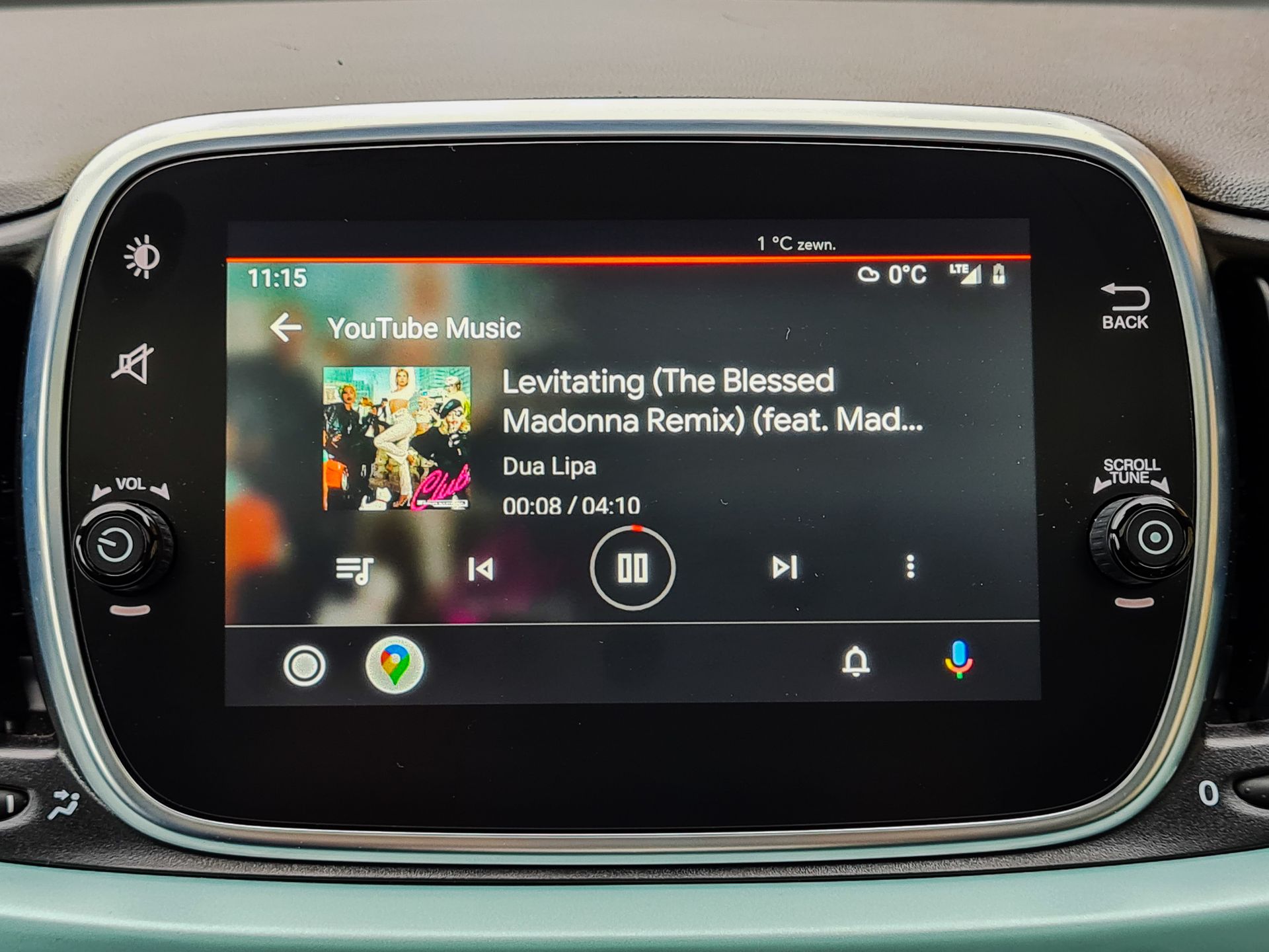 Fiat 500 Hybrid: Miękka hybryda, wirtualne zegary i działanie Android Auto 12