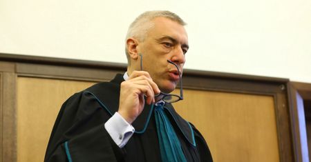 Wybory 2020. Roman Giertych zawiadamia prokuraturę ws. Jacka Sasina. "Popełnił przestępstwo"