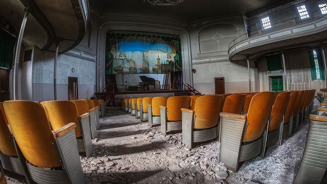 Piękno opuszczonych miejsc w obiektywie Kim Zier 1