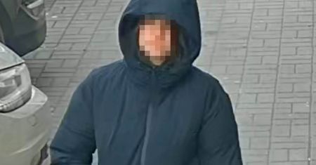 Atak nożem na seniorkę. Zatrzymano 15-latkę. Wieści ze szpitala