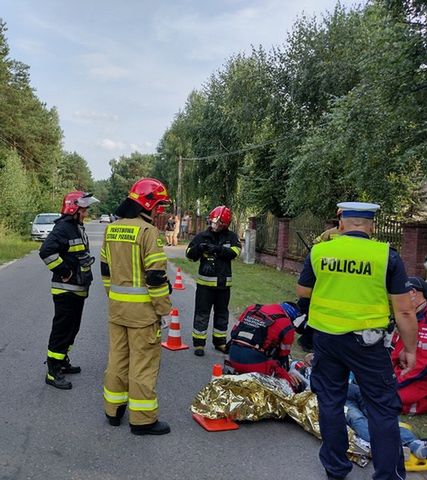 Ranny motocyklista i lądowanie śmigłowca