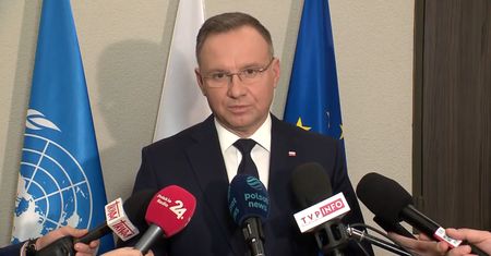 Duda powiedział, o czym rozmawiał z Tuskiem